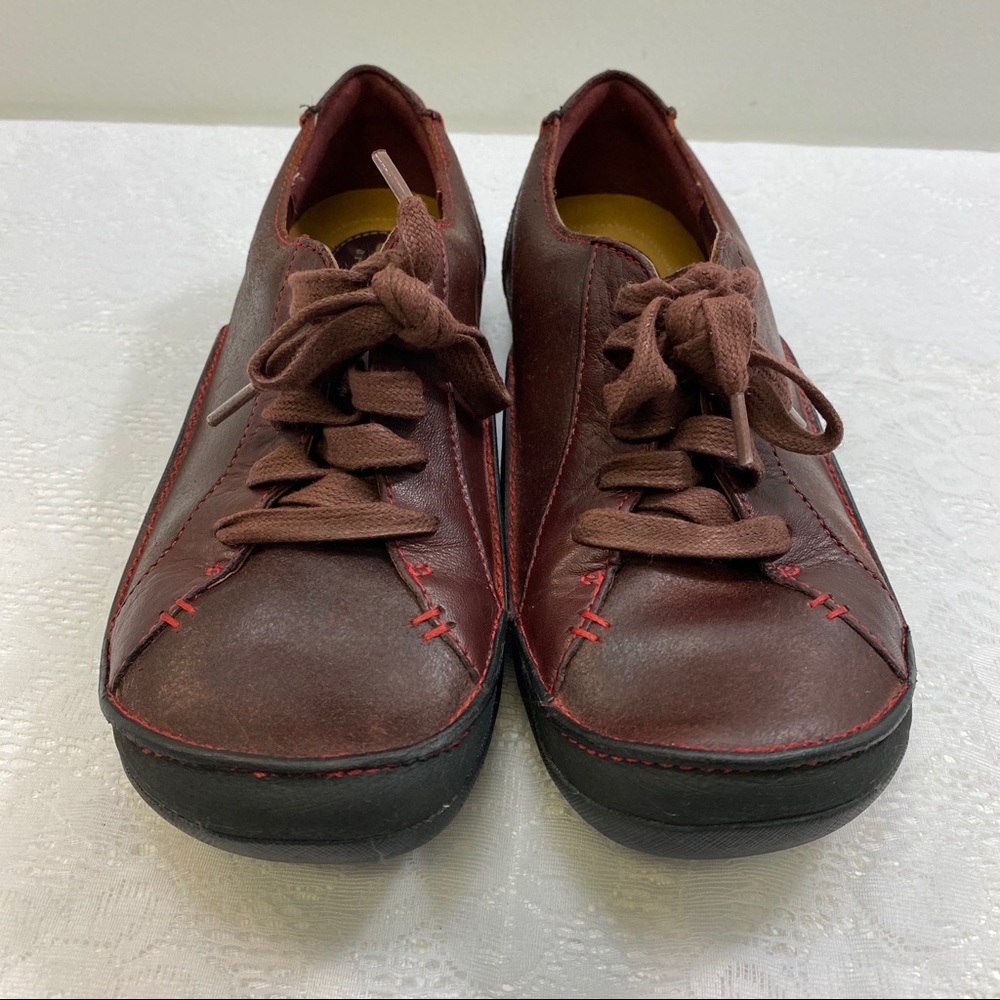 Clark’s Artisan Women’s Shoes Size 7 1/2 M Red color shade leather casual - Picture 2 of 8